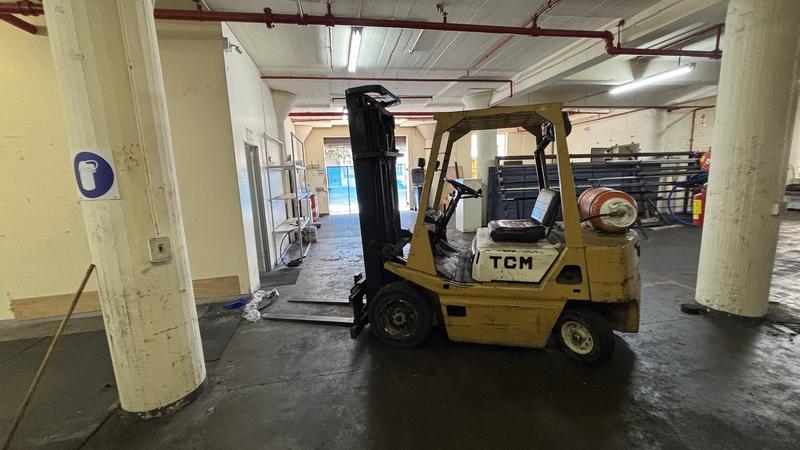 To Let commercial Property for Rent in Paarden Eiland Western Cape